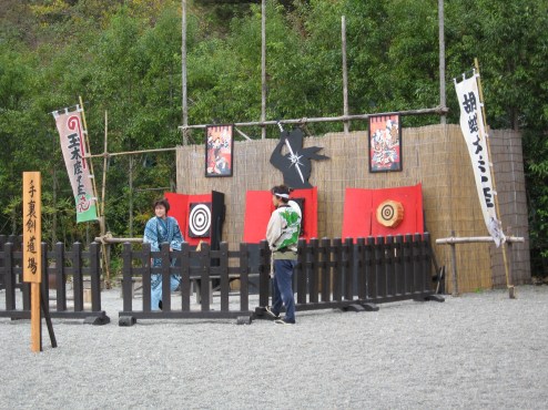 Ecole de lancer de shuriken au Japon